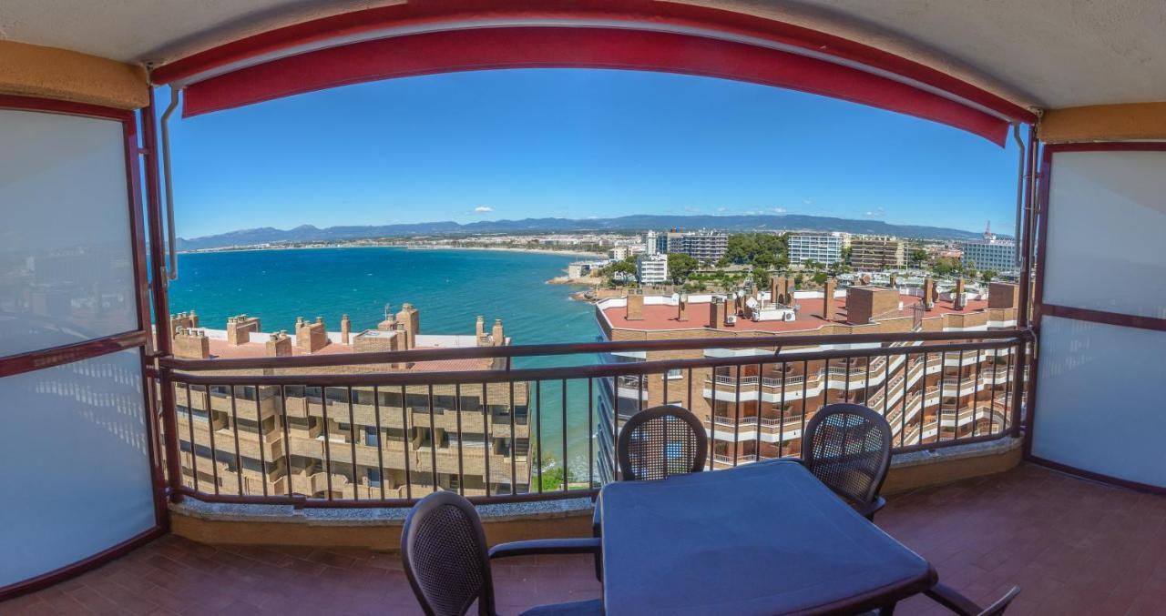 Beach Family Apartments Салоу Екстериор снимка